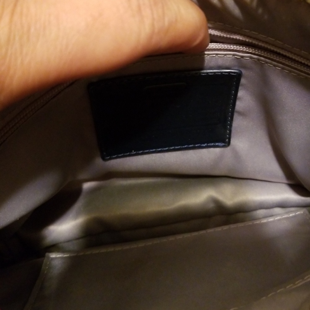 Coach - Picture 2 of 4